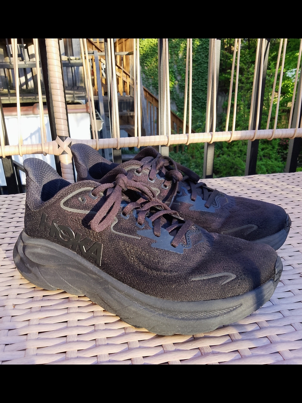 Hoka Clifton 10 - Picture 2 of 3